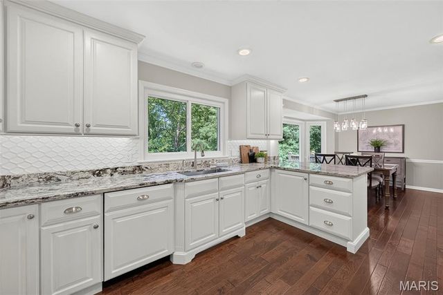 1751 Warmington Court, Ballwin, MO 63021