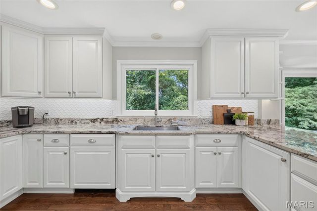 1751 Warmington Court, Ballwin, MO 63021