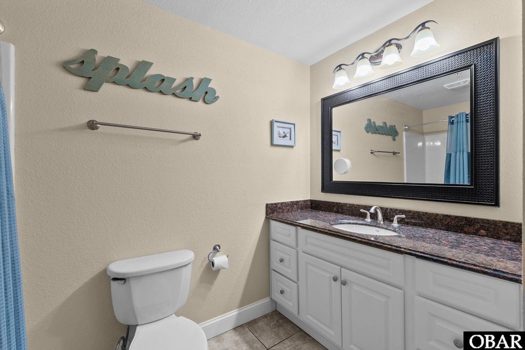 Image 18 of property listing at 815 S Virginia Dare Trail Unit 202, Kill Devil Hills, NC 27948