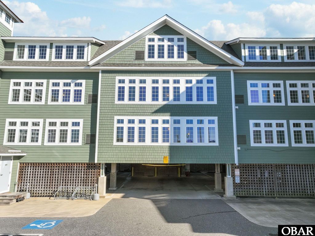 Image 25 of property listing at 815 S Virginia Dare Trail Unit 202, Kill Devil Hills, NC 27948