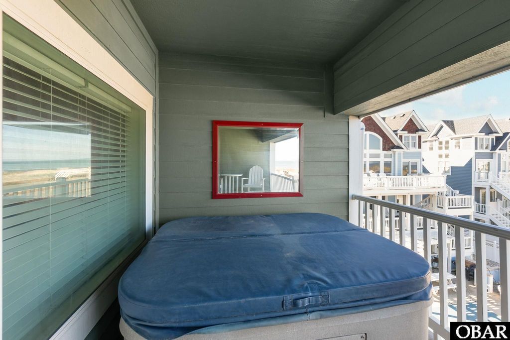 Image 6 of property listing at 815 S Virginia Dare Trail Unit 202, Kill Devil Hills, NC 27948