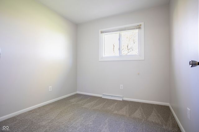 380 N 700 W, Greenfield, IN 46140