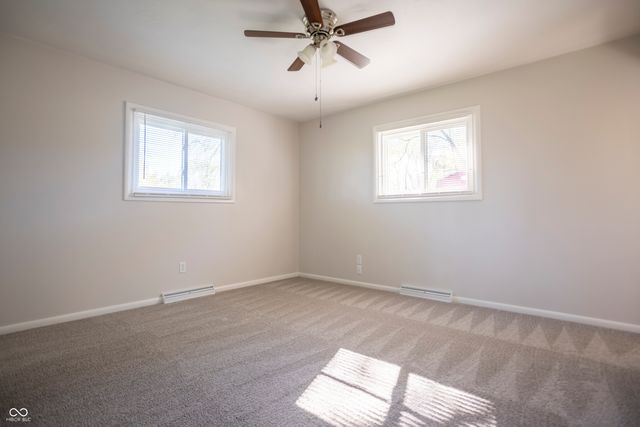 380 N 700 W, Greenfield, IN 46140