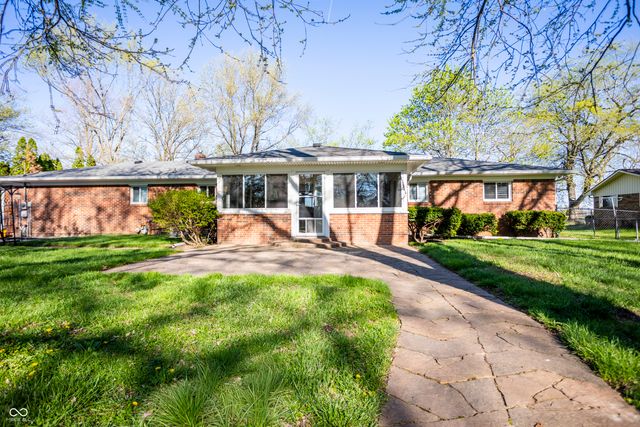 380 N 700 W, Greenfield, IN 46140