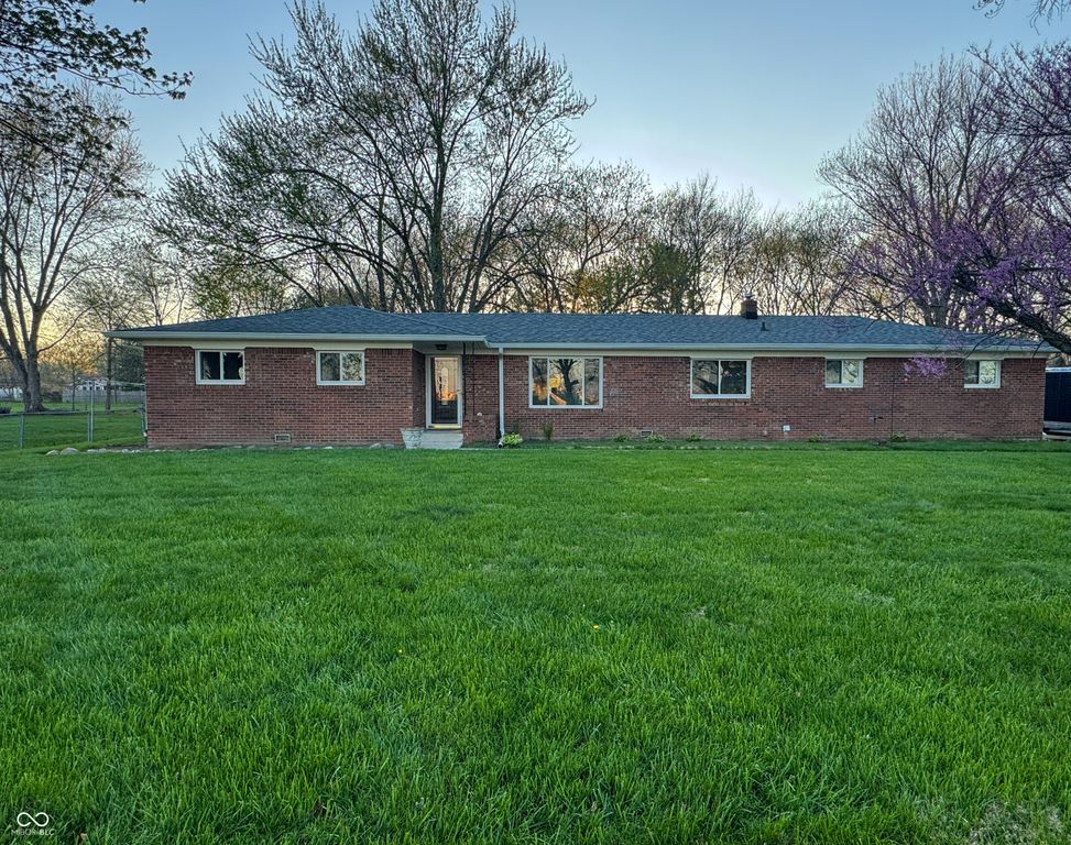 380 N 700 W, Greenfield, IN 46140