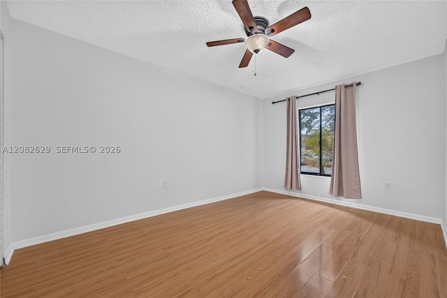 10583 SW 77th Ter, Miami, FL 33173