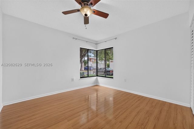 10583 SW 77th Ter, Miami, FL 33173