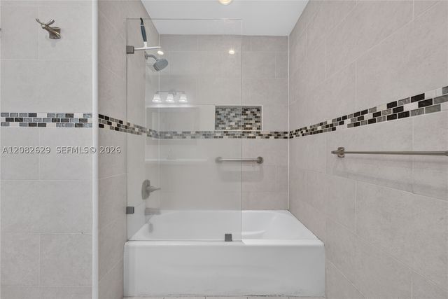 10583 SW 77th Ter, Miami, FL 33173