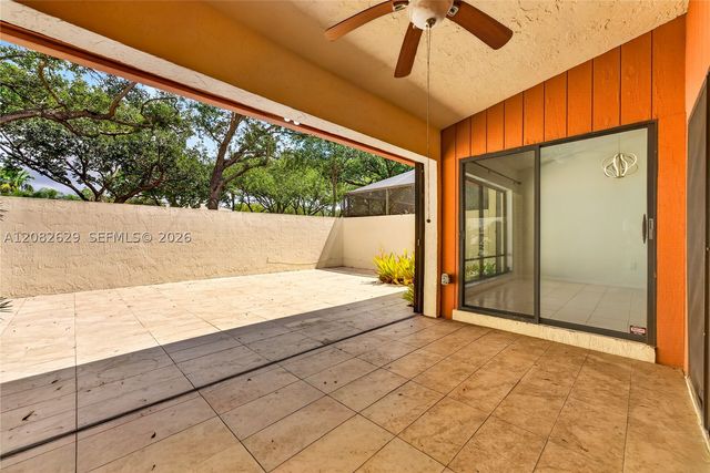 10583 SW 77th Ter, Miami, FL 33173