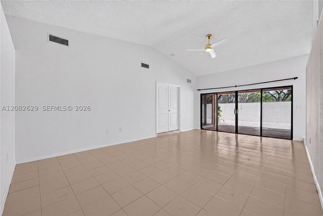 10583 SW 77th Ter, Miami, FL 33173