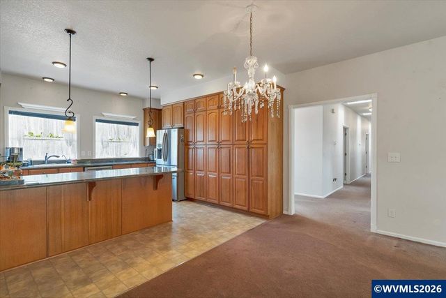 955 Pinehurst Ln NE, Keizer, OR 97303