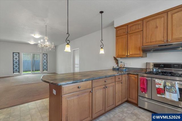 955 Pinehurst Ln NE, Keizer, OR 97303