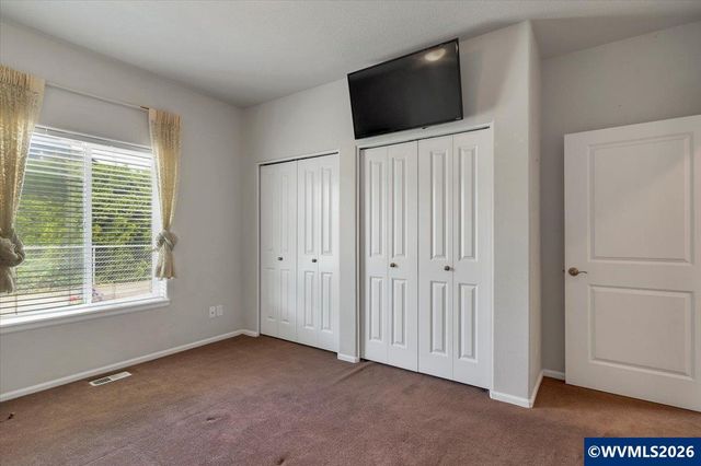 955 Pinehurst Ln NE, Keizer, OR 97303