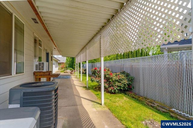 955 Pinehurst Ln NE, Keizer, OR 97303