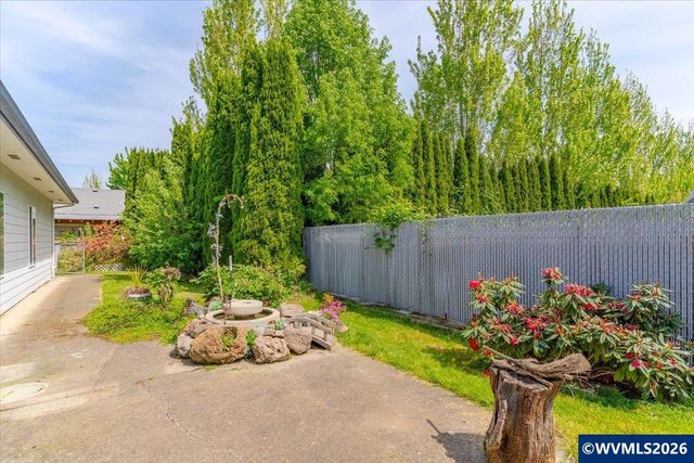 955 Pinehurst Ln NE, Keizer, OR 97303