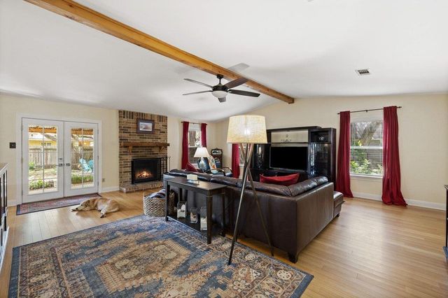 4526 Langtry LN, Austin, TX 78749