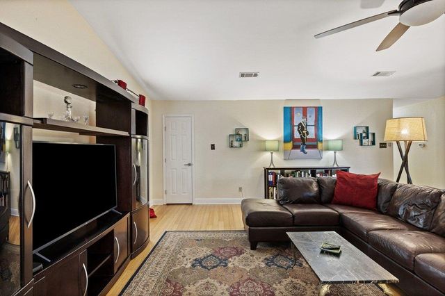 4526 Langtry LN, Austin, TX 78749