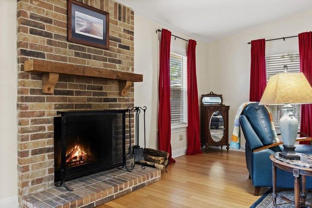 4526 Langtry LN, Austin, TX 78749