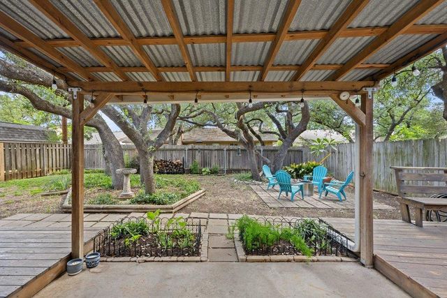 4526 Langtry LN, Austin, TX 78749