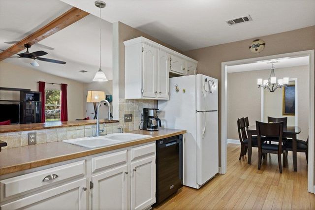 4526 Langtry LN, Austin, TX 78749