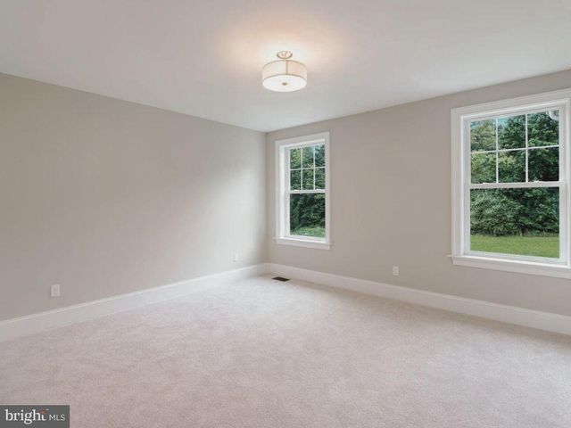 2 ANGLESEY LN, Upper Gwynedd, PA 19446