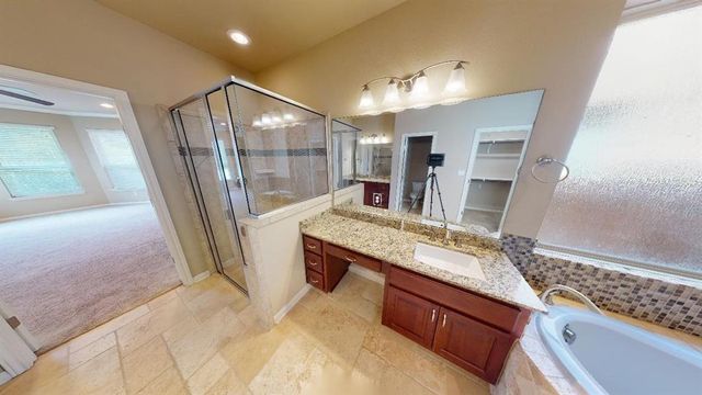 5705 Lipan Apache BND, Austin, TX 78738