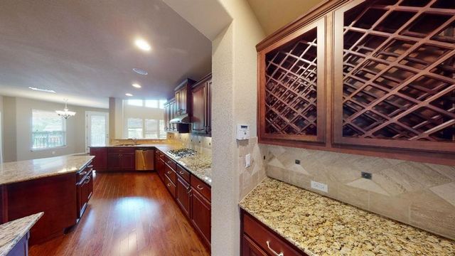 5705 Lipan Apache BND, Austin, TX 78738