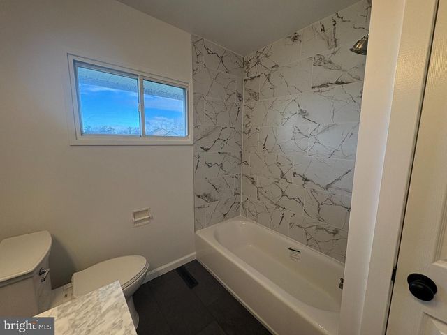 18 CROSSWICKS CHESTERFIELD RD, Crosswicks, NJ 08515