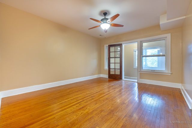 6819 S Ridgeland Avenue 2, Chicago, IL 60649