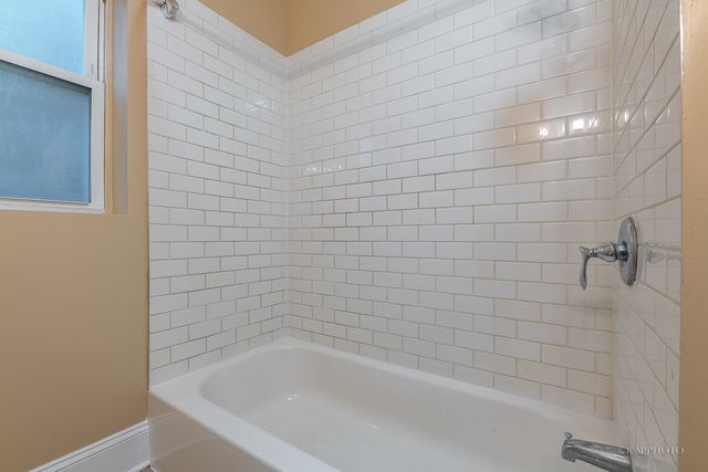 6819 S Ridgeland Avenue 2, Chicago, IL 60649