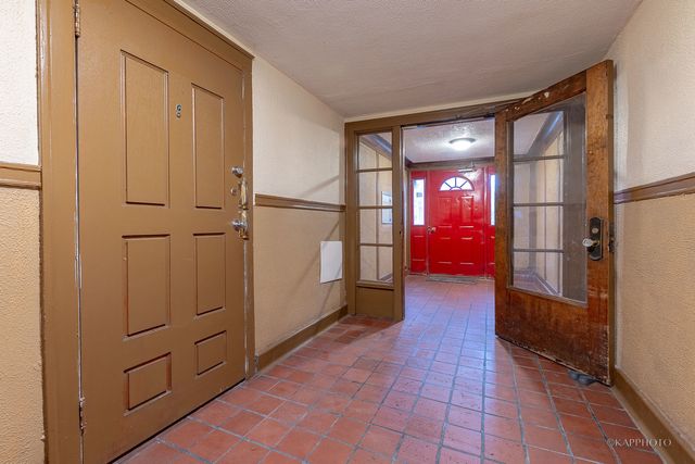 6819 S Ridgeland Avenue 2, Chicago, IL 60649