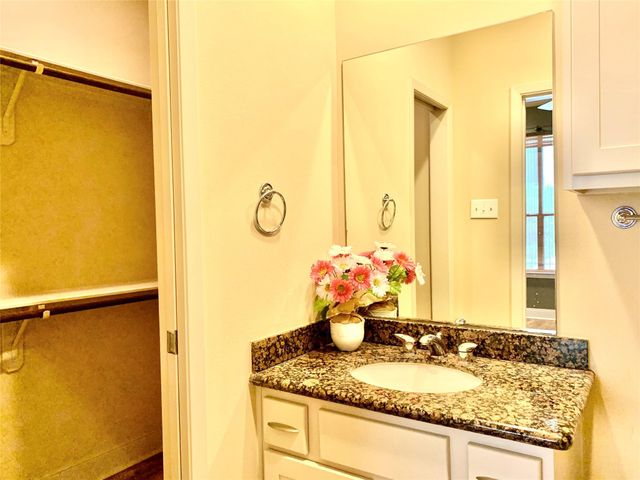 5231 Lillian Street, Houston, TX 77007