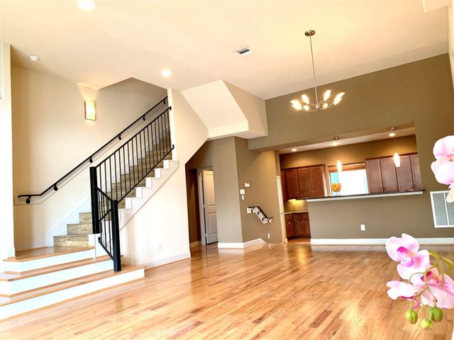 5231 Lillian Street, Houston, TX 77007