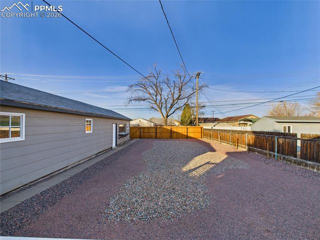 2727 Denver Boulevard, Pueblo, CO 81003