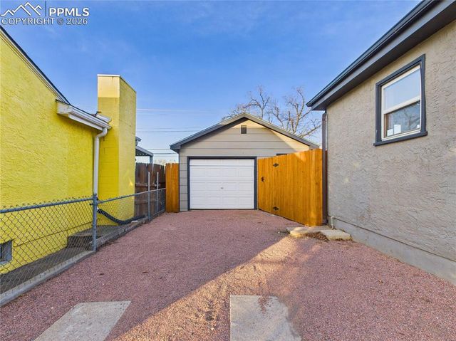 2727 Denver Boulevard, Pueblo, CO 81003