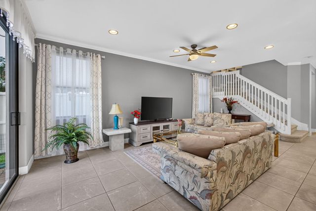 3002 Butternut Lane, Riviera Beach, FL 33410