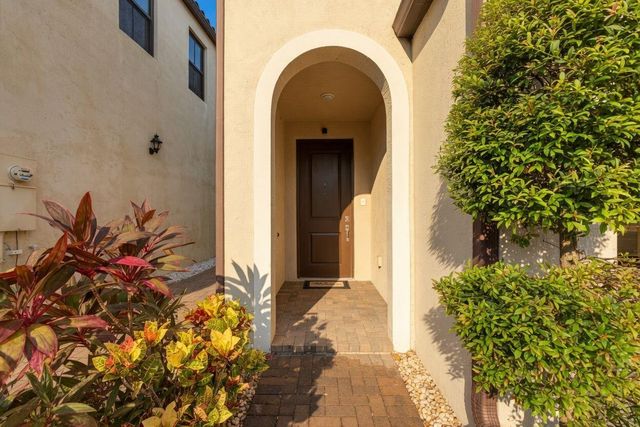 3002 Butternut Lane, Riviera Beach, FL 33410