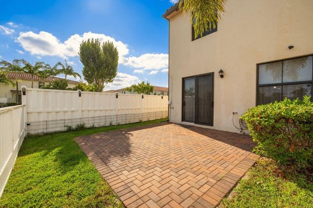 3002 Butternut Lane, Riviera Beach, FL 33410