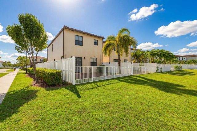 3002 Butternut Lane, Riviera Beach, FL 33410