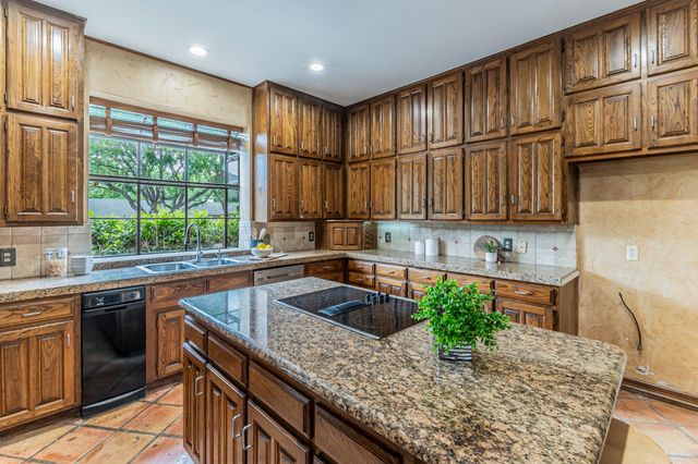 2714 Ridge Top Lane, Arlington, TX 76006