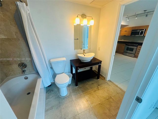 350 S Miami Ave 2008, Miami, FL 33130