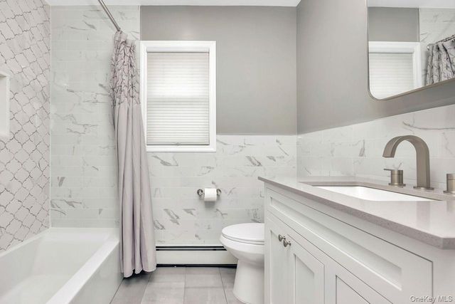 22 Wiggins Street, Ronkonkoma, NY 11779