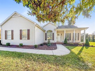 3010 Eastway Drive, Statesville, NC 28625