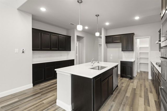 1636 Edgeway Drive, Aubrey, TX 76227