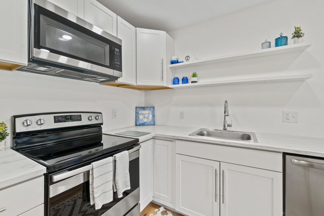 223 Columbia Drive 214, Cape Canaveral, FL 32920