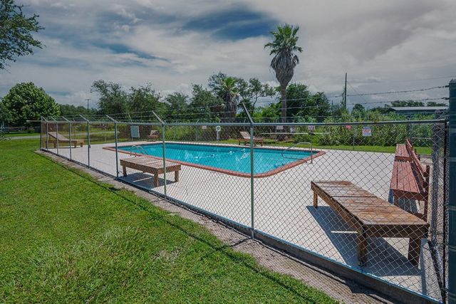 11 & 12 Bayview Loop, Rockport, TX 78382