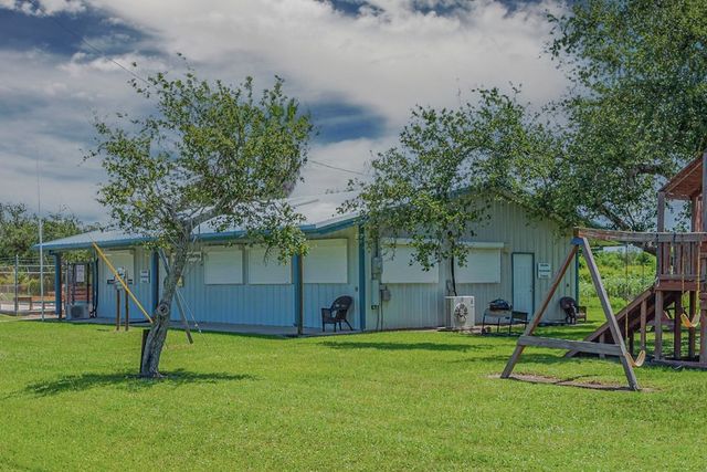 11 & 12 Bayview Loop, Rockport, TX 78382