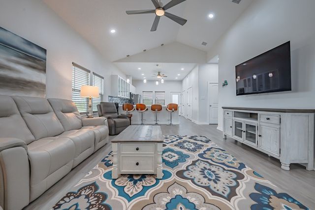 11 & 12 Bayview Loop, Rockport, TX 78382