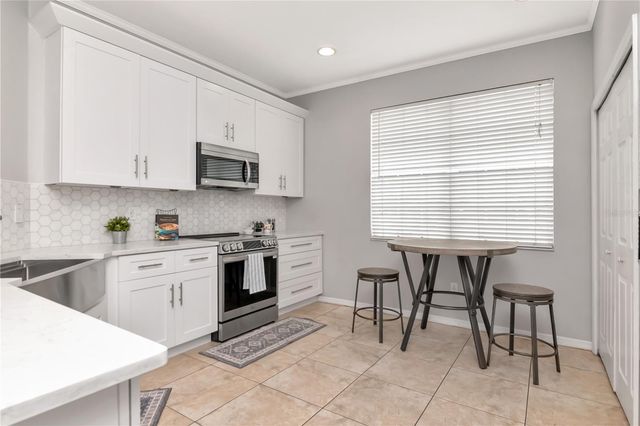 1992 FIESTA RIDGE COURT, Tampa, FL 33604