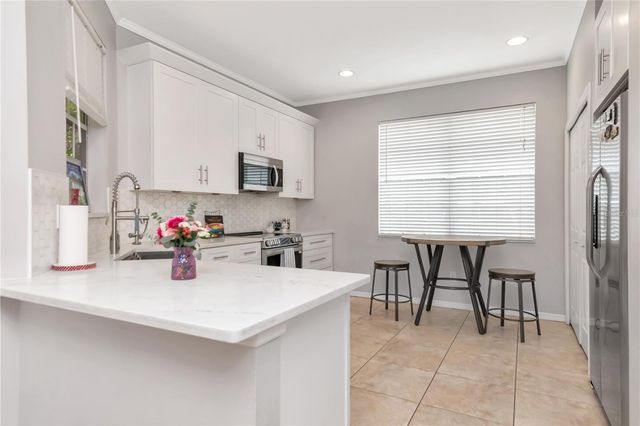 1992 FIESTA RIDGE COURT, Tampa, FL 33604